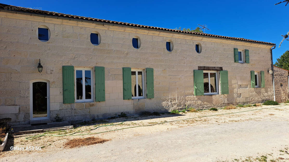 Vente propriété - photo 3