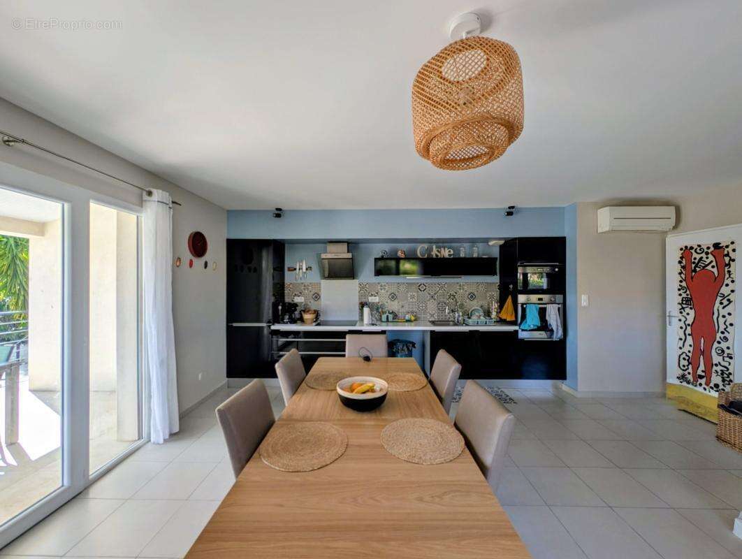 Maison à ROUJAN