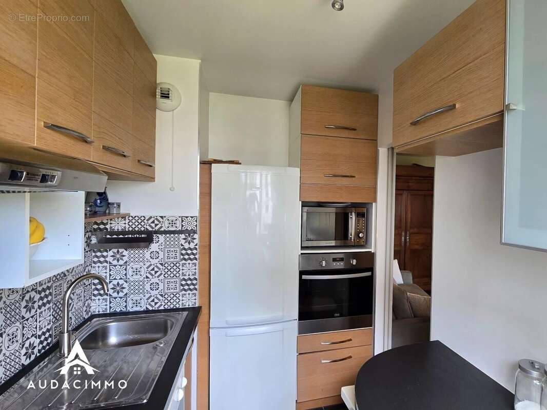 Appartement T3 - Aucun travaux - Balcon - Parking - Proche RER B - photo 8