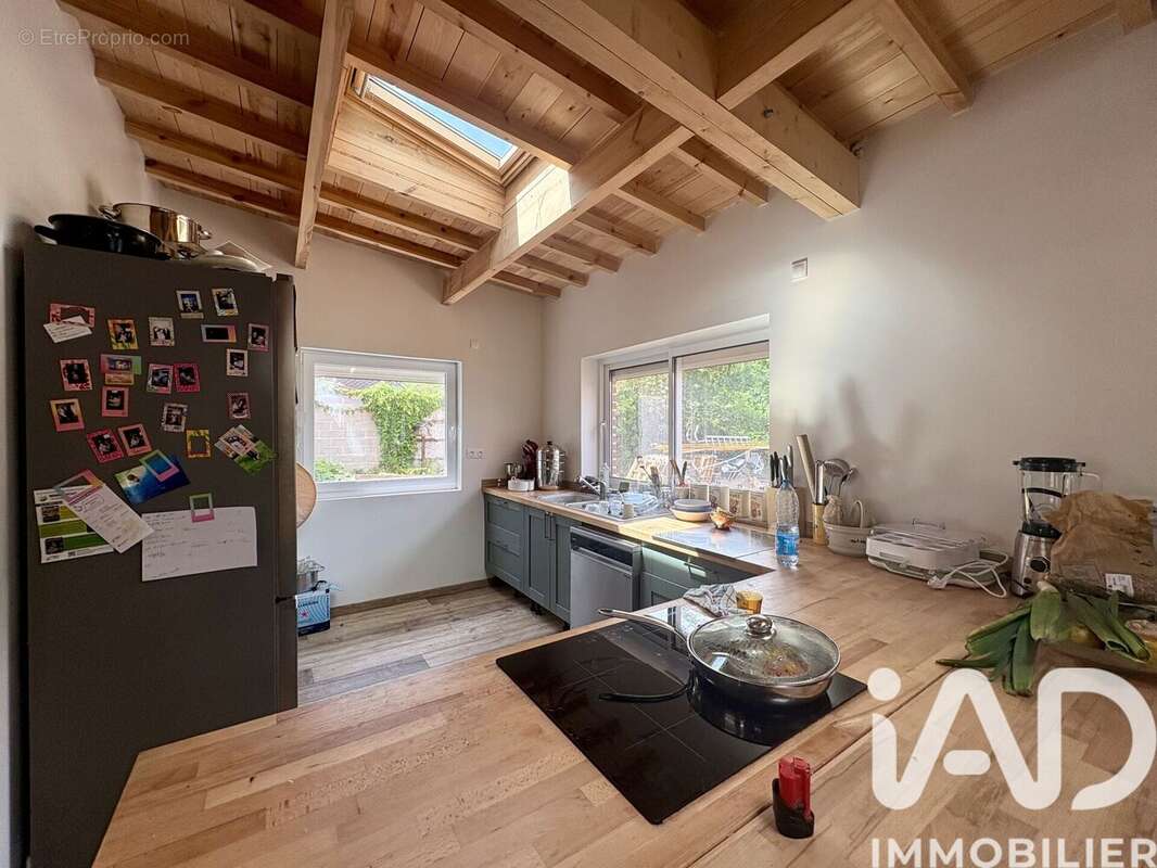 Maison 230 m² à Houvin-Houvigneul  - photo 5