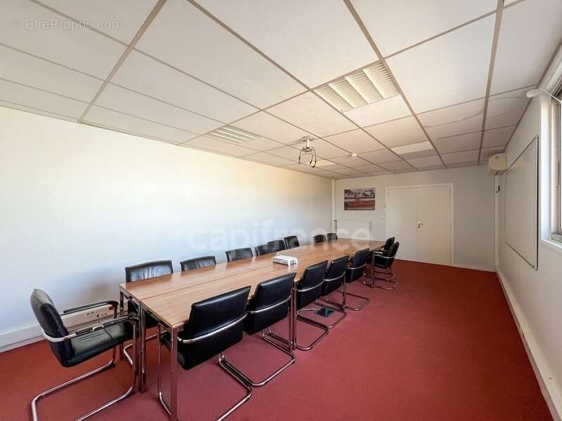 Commerce à CHEVANCEAUX