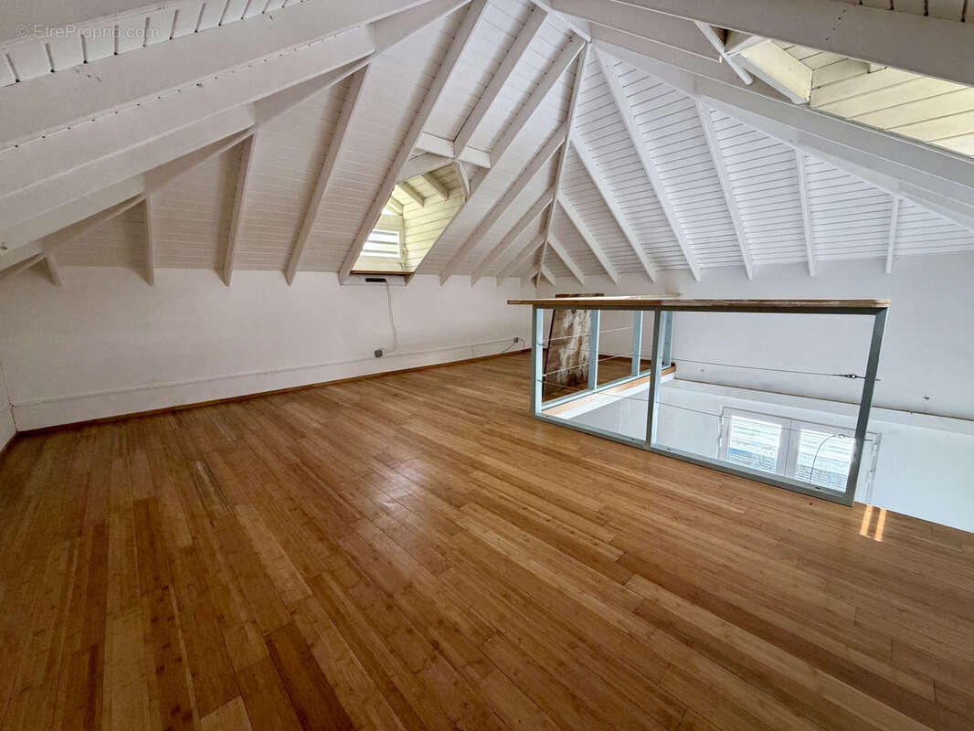 Villa T3 - 95,54 m2 - Cul-de-Sac - photo 10