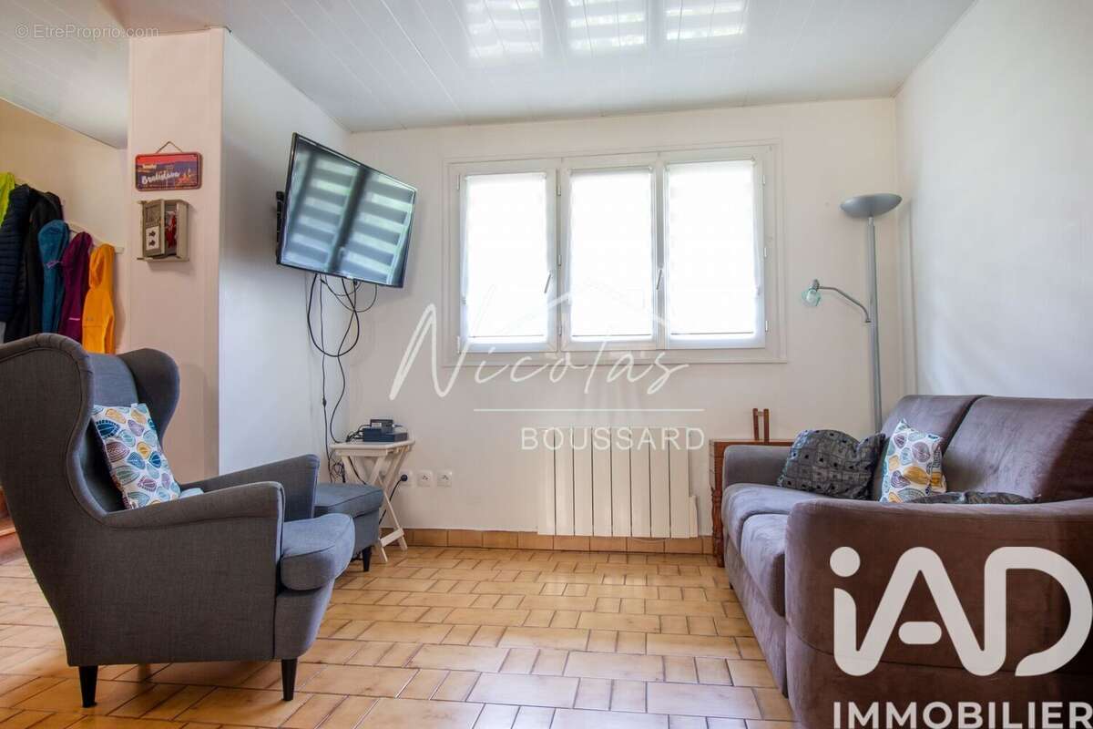Photo 2 - Maison à CLAYE-SOUILLY