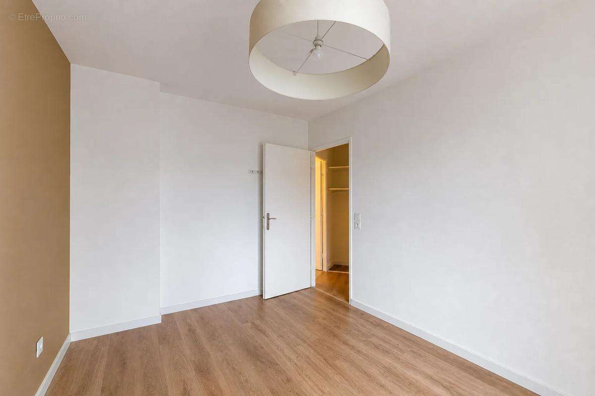 Appartement moderne 3 pièces à Villepinte - photo 4