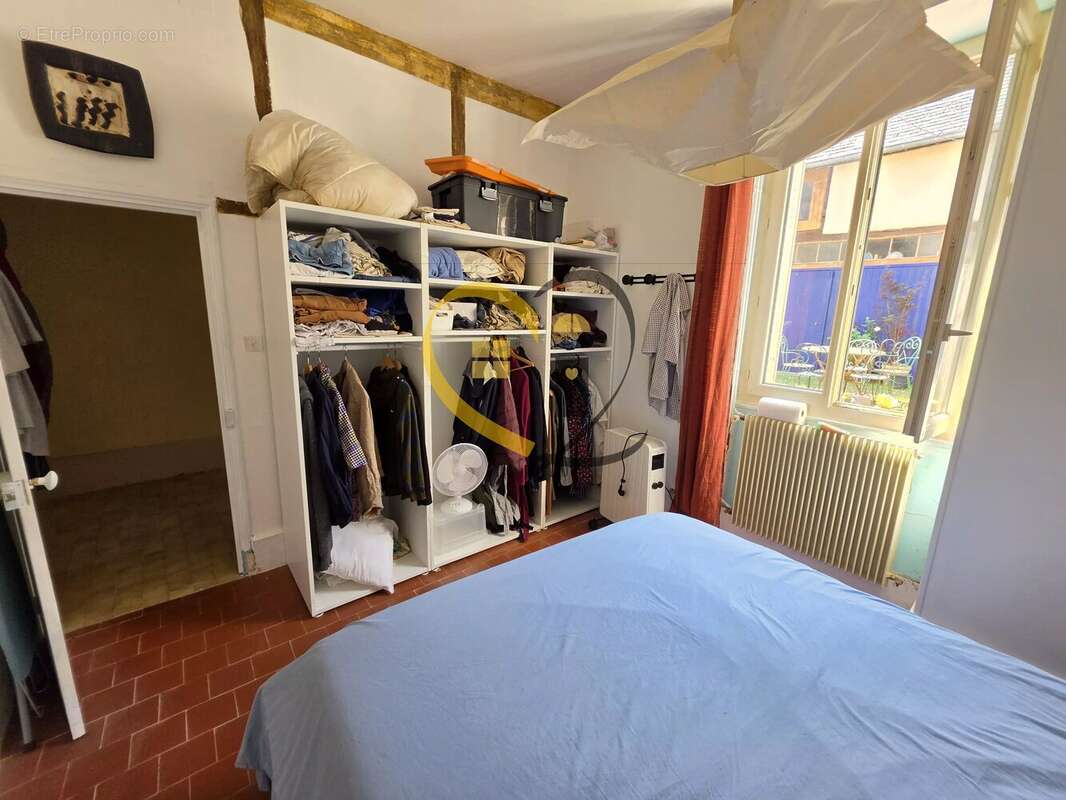Maison avec dépendances et fort potentiel – Henrichemont - photo 9