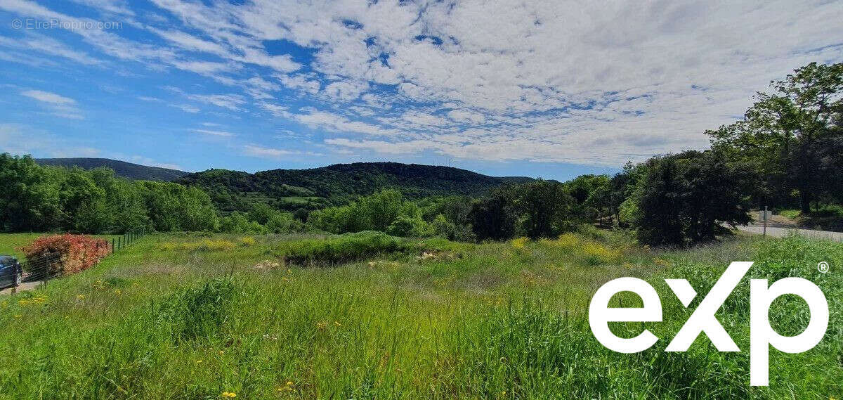Terrain à TAUSSAC-LA-BILLIERE