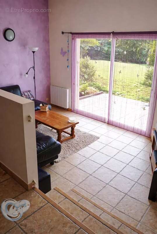 Maison à MONTBRUN-LES-BAINS