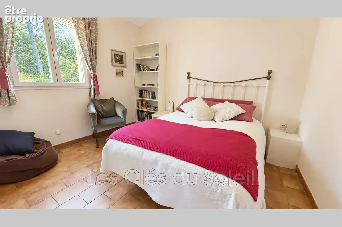 Maison 4 pièces 115 m² à vendre à Le Val (83143) - photo 7