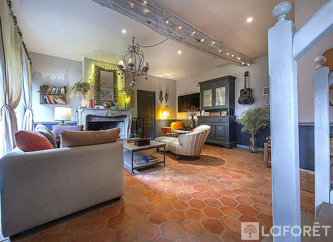 Maison à FONTAINEBLEAU