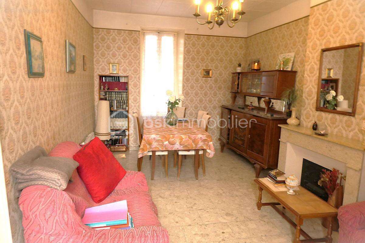 Appartement à SAINT-AMBROIX