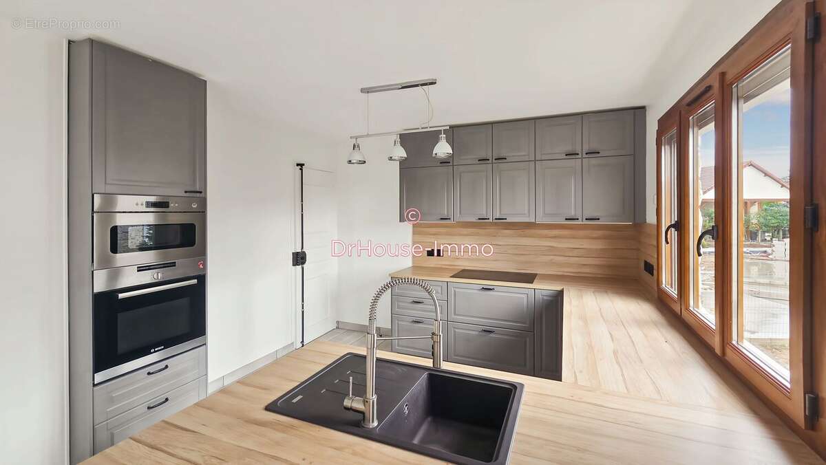 Appartement à MAUCHAMPS