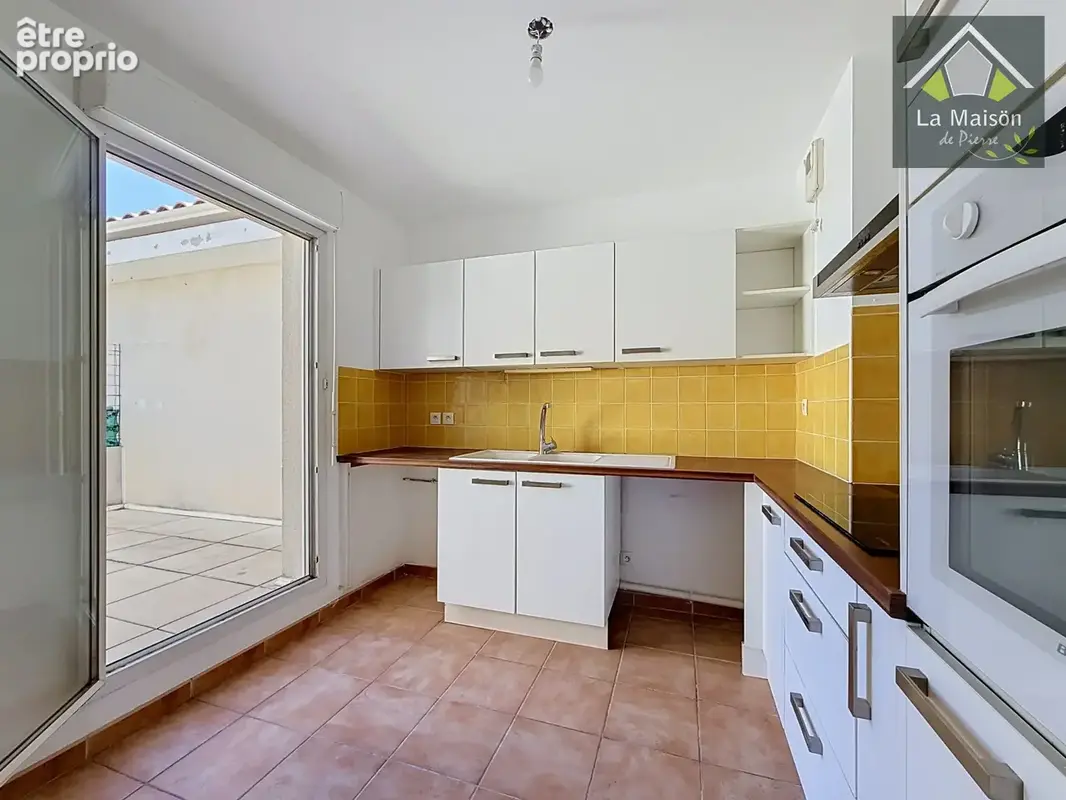 Appartement 3 pièces 67 m² à vendre à Istres (13800) - photo 3