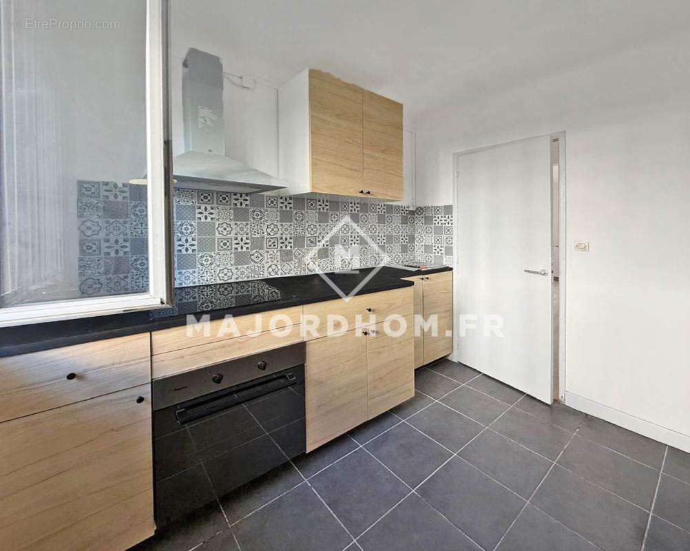 Appartement à MARSEILLE-9E