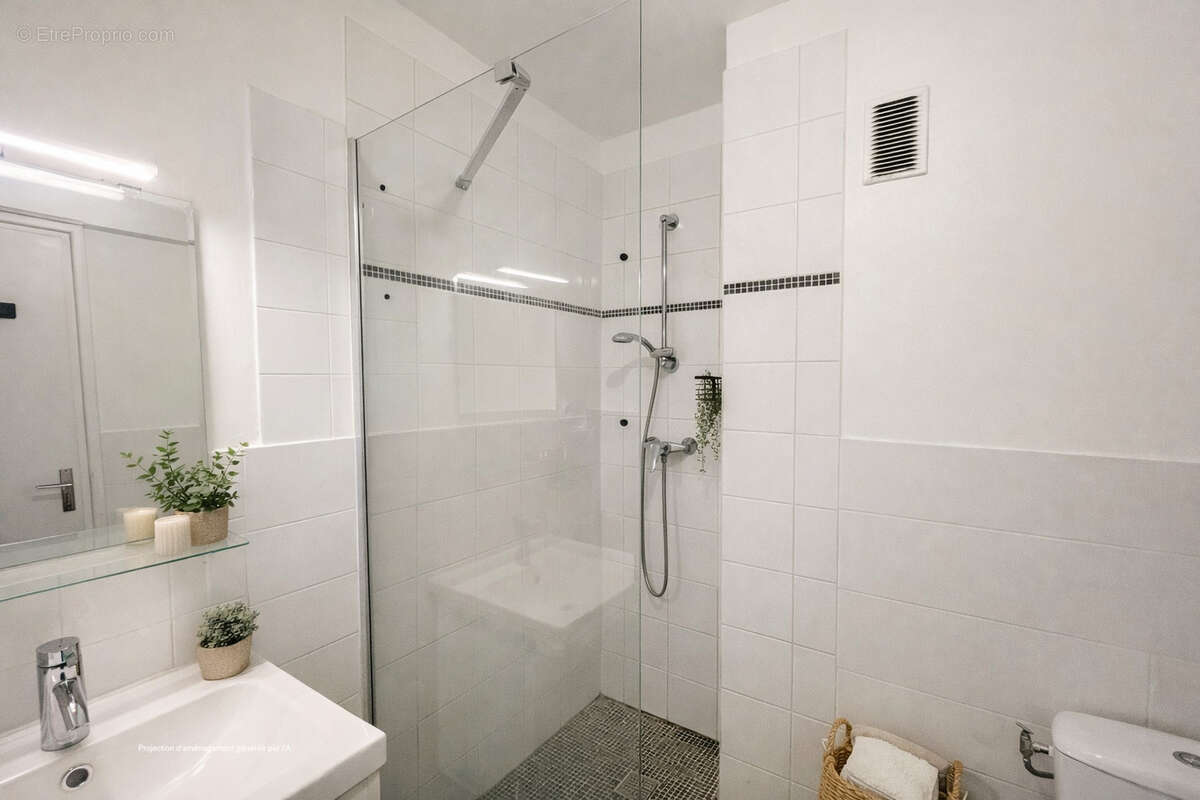 Studio Cannes 27 m2   Parking + Cave 5 m2   Investissement locatif ou premier achat - photo 6
