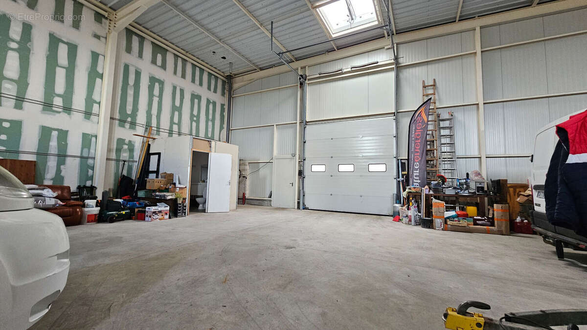 Local commercial Pleuven 325 m2 - photo 5