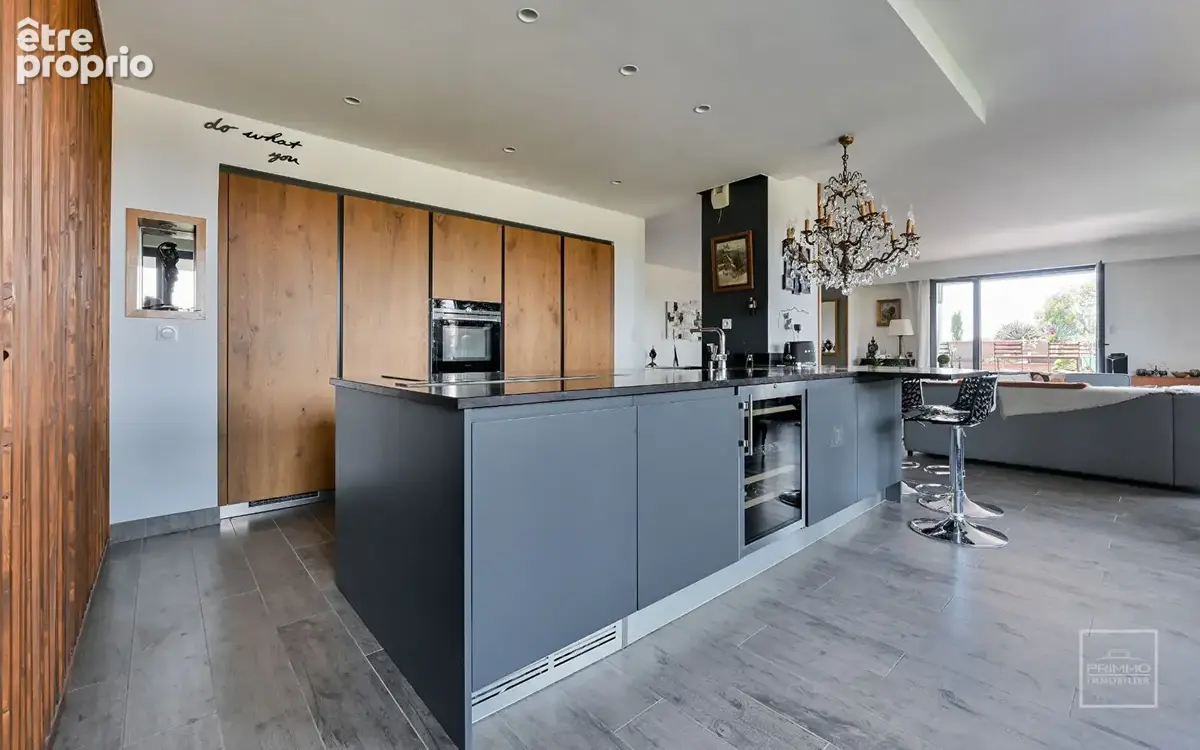 Saint Didier, Coeur de Village, Appartement de 176m² avec piscine et vue panoramique à 360° - photo 2