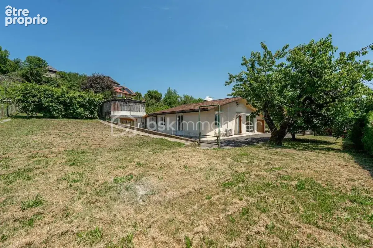 Maison à VAULX