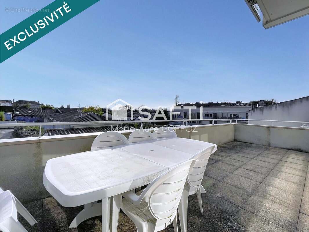 Photo 2 - Appartement à LE HAILLAN