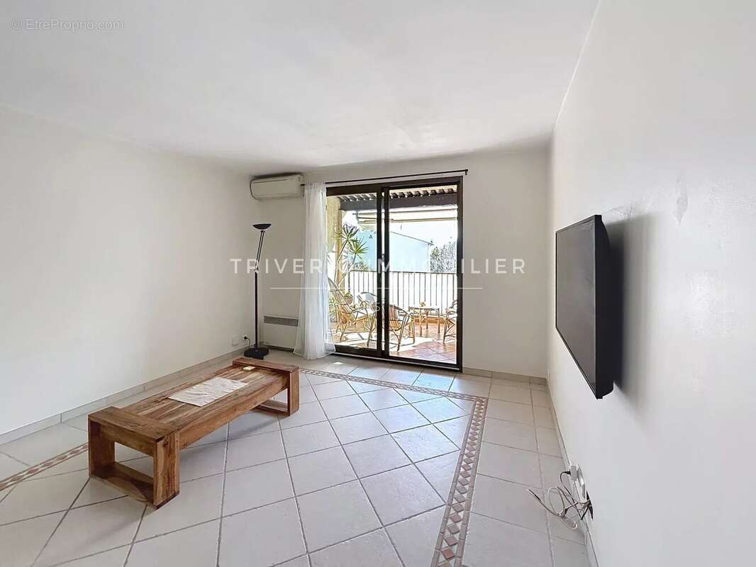 Appartement à VILLENEUVE