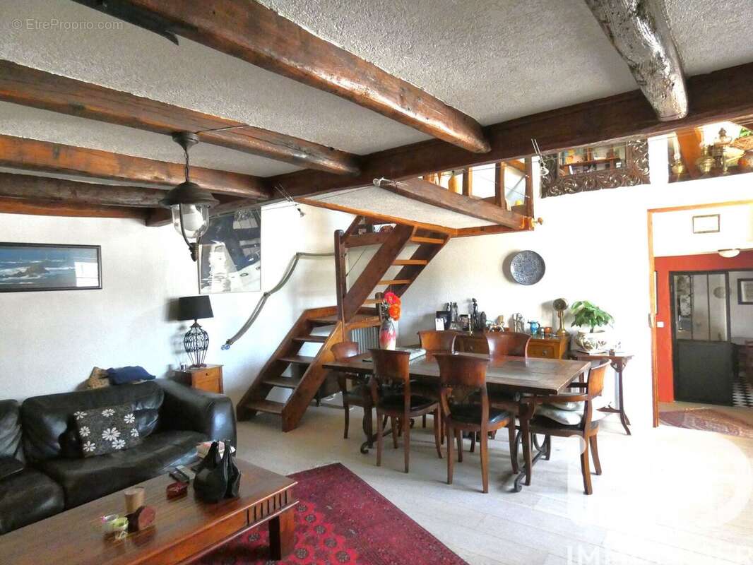 Maison 131 m² à Vert  - photo 8