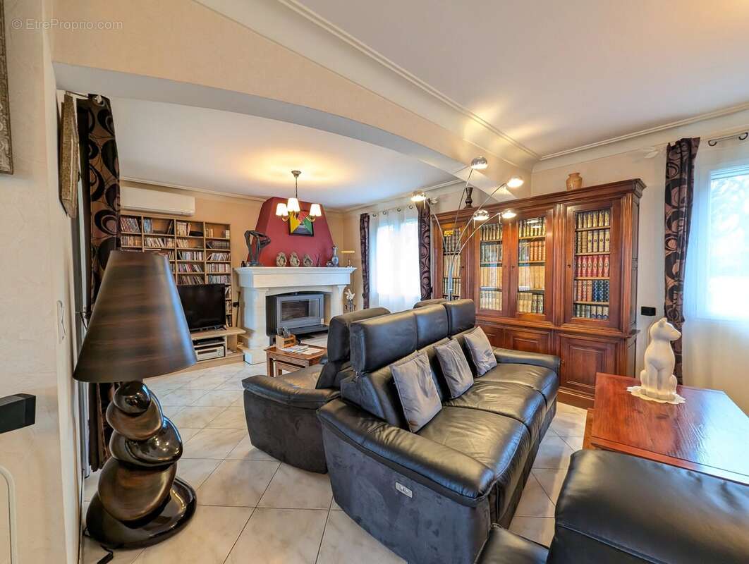 Maison à HAUTEFAGE-LA-TOUR