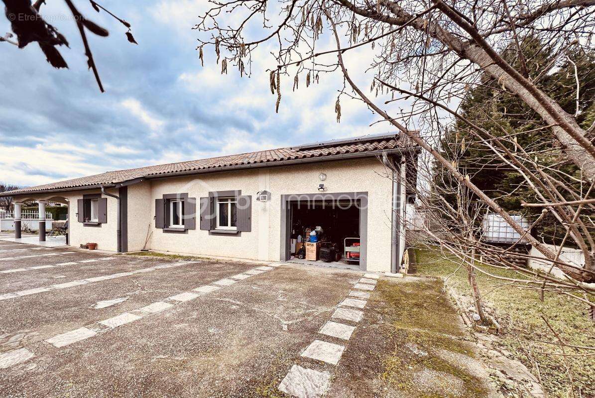 Maison à SAINT-MAURICE-L'EXIL