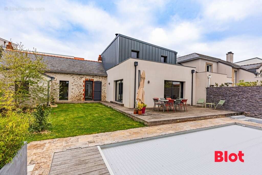 Maison à NANTES