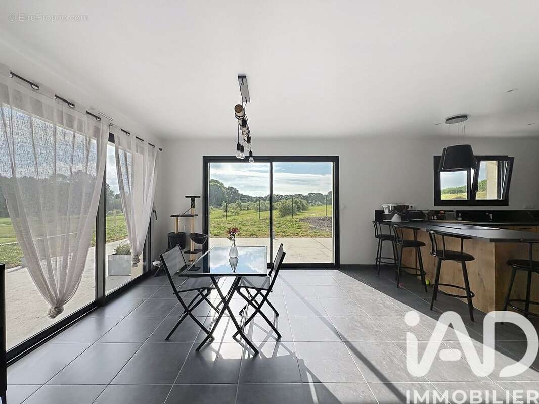 Maison 105 m² à Ruca  - photo 4