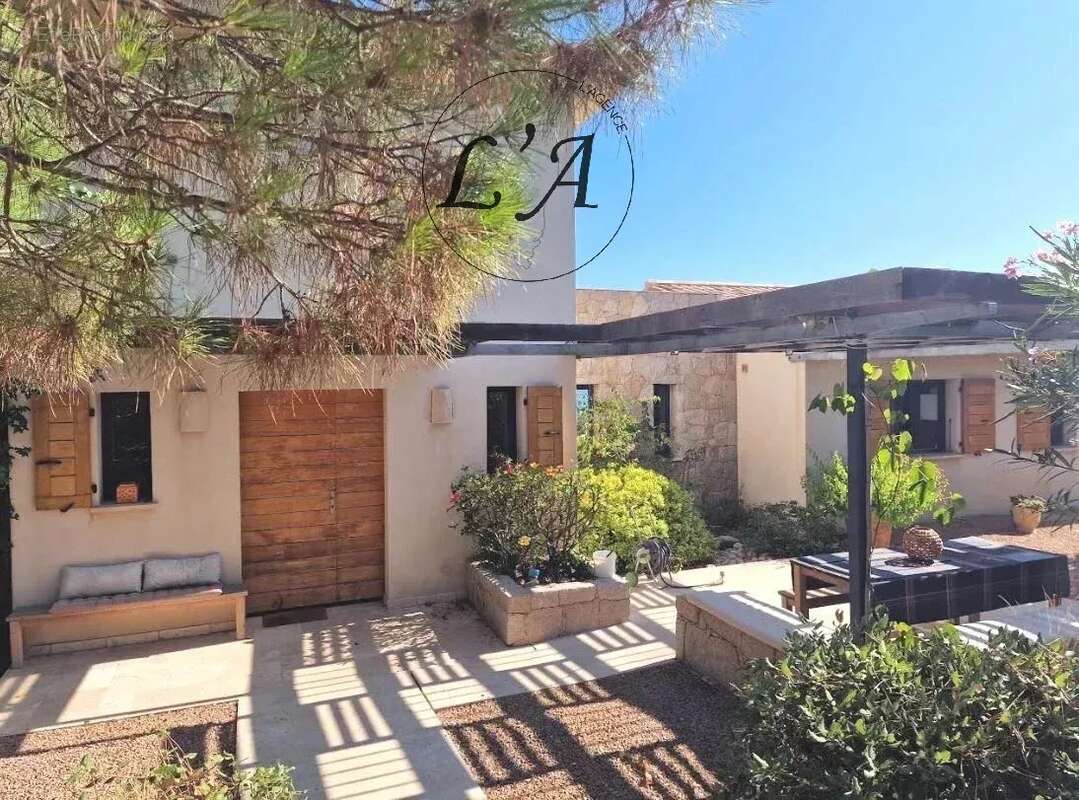 Maison à PORTO-VECCHIO