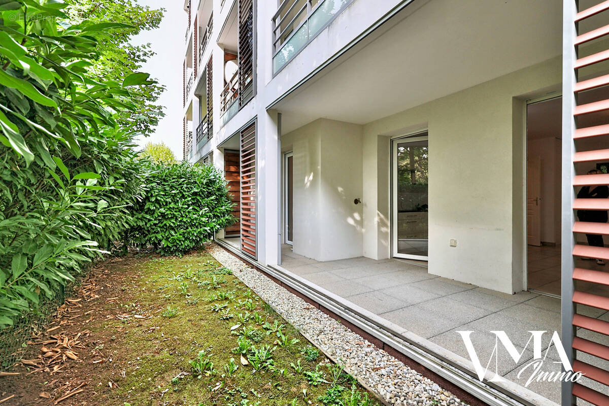 Appartement à TASSIN-LA-DEMI-LUNE