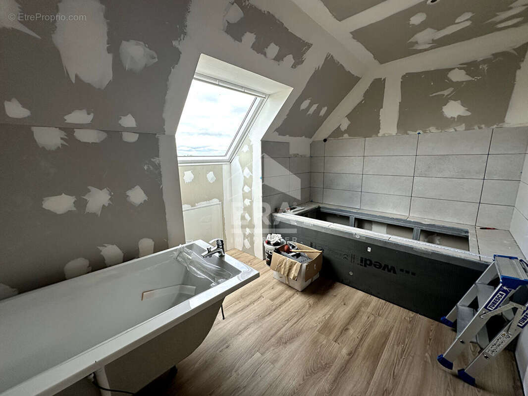 Maison à MONTEREAU-FAULT-YONNE