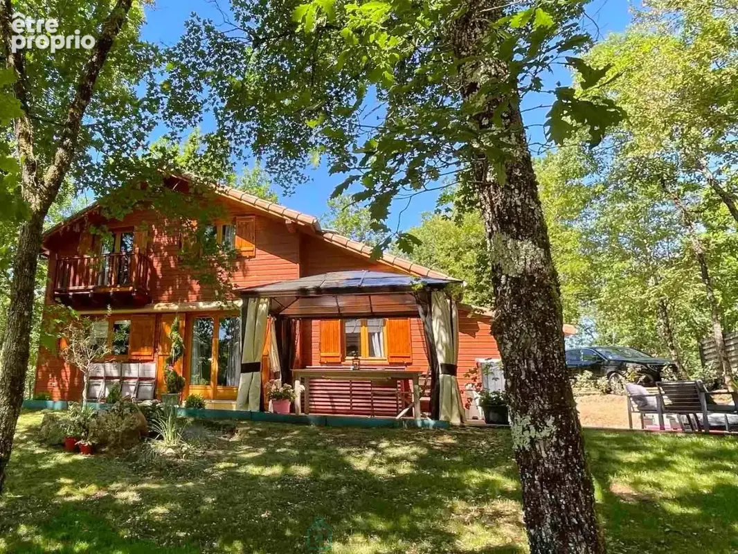 Maison à LACHAPELLE-AUZAC