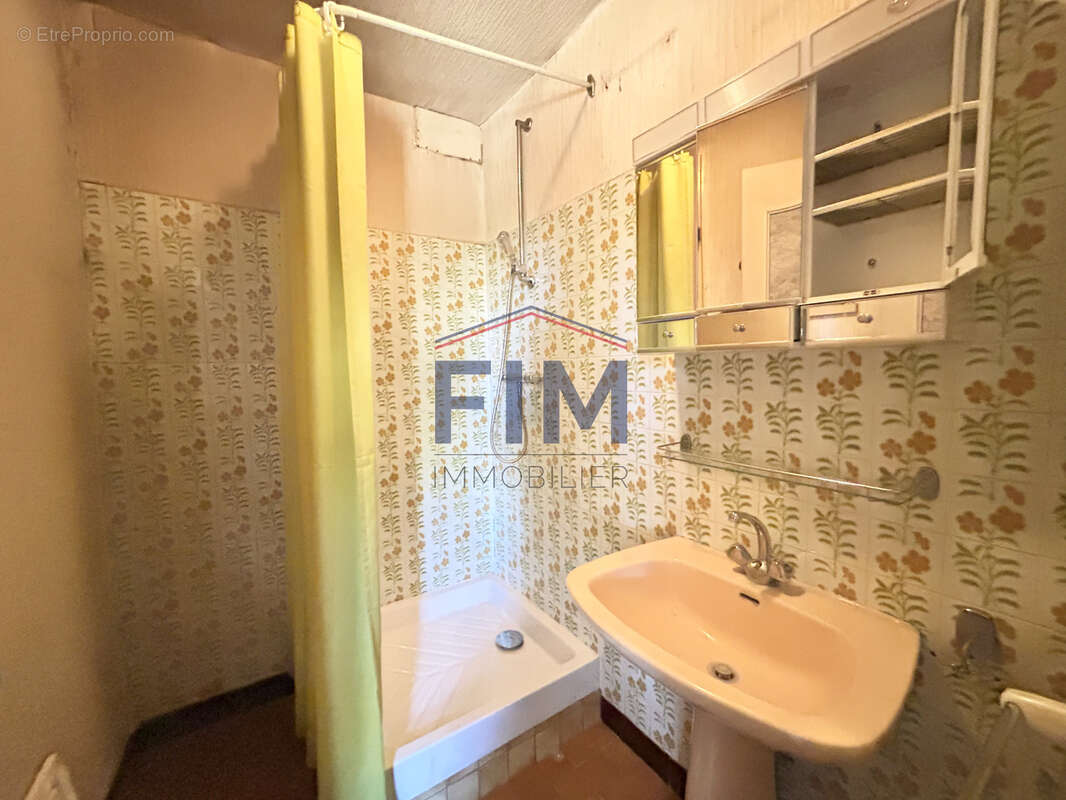 Maison a renover - photo 4