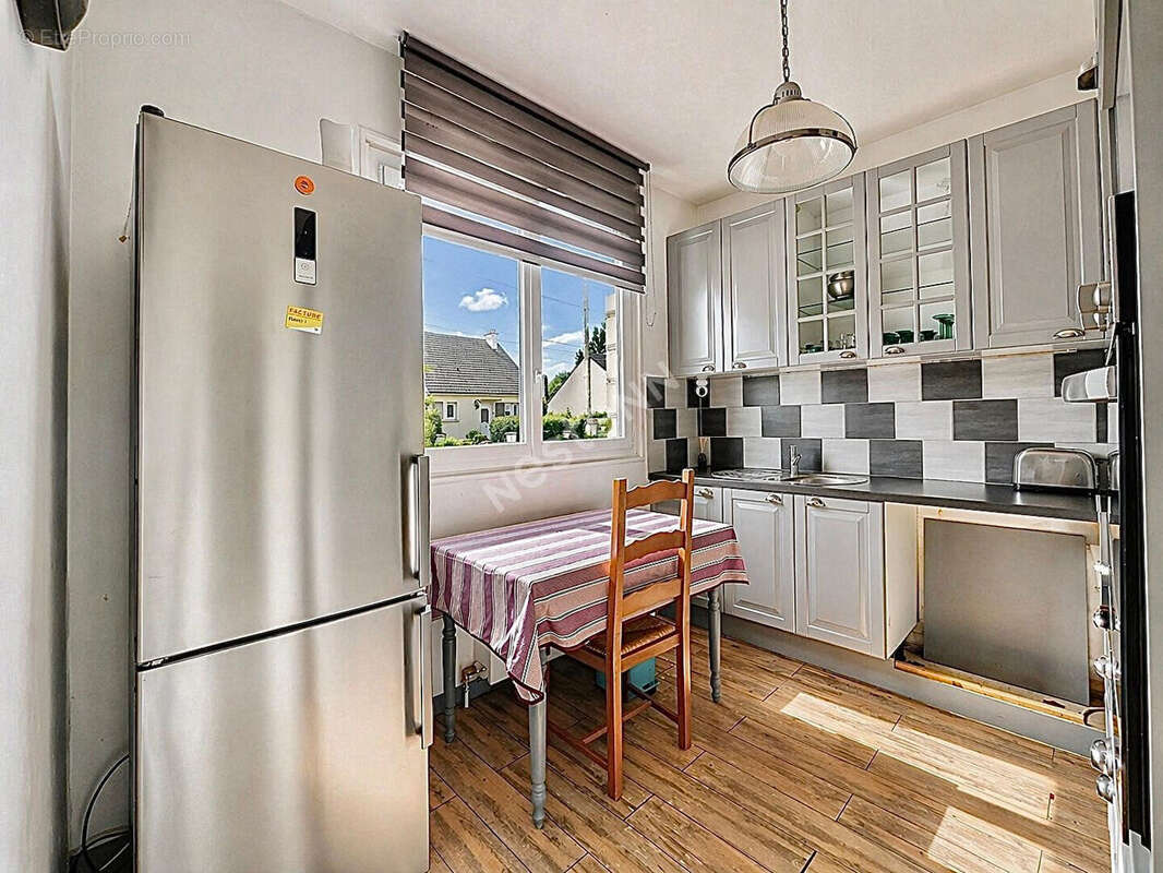 Maison à CHAUMONTEL