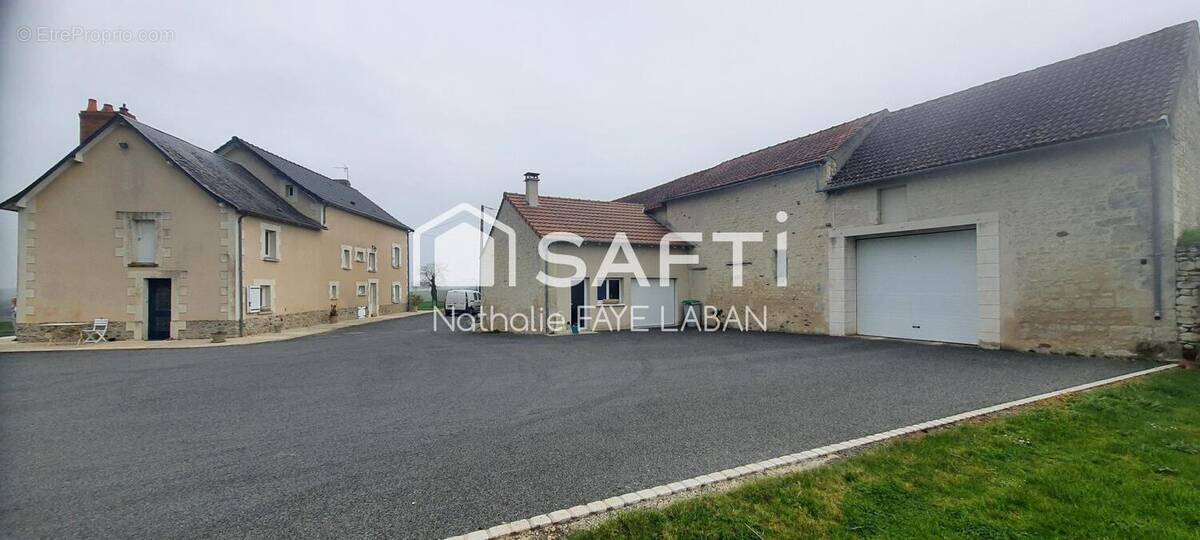 Photo 1 - Maison à SAINT-SAUVEUR