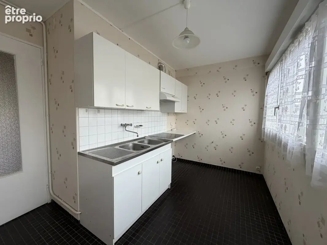 A vendre le mans les maillets appartement de type 3 avec cave - photo 6