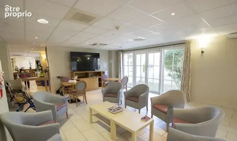 INVESTISSEMENT LOCATIF  Saint Julien de L'Escap  Résidence Seniors Les Jardins de Mathis - 5,97% de rentabilité - photo 4