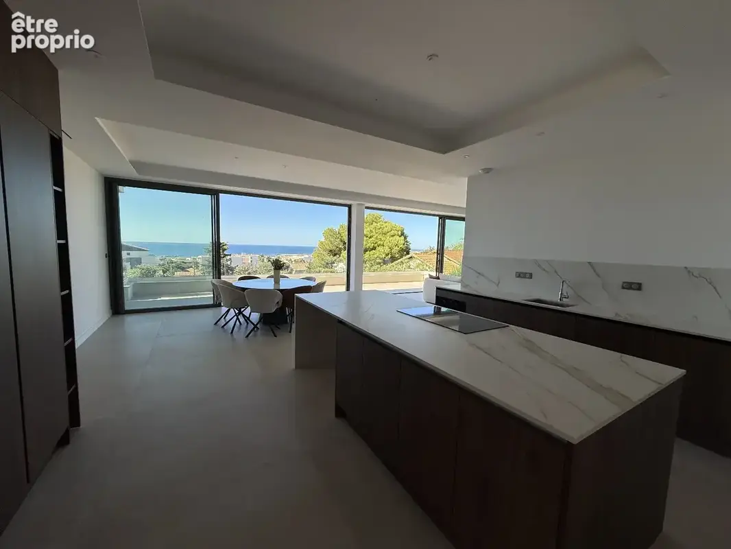 Côté bas Saint-Clair,  -maison d'architecte de plain-pied, neuve avec une vue mer - photo 4