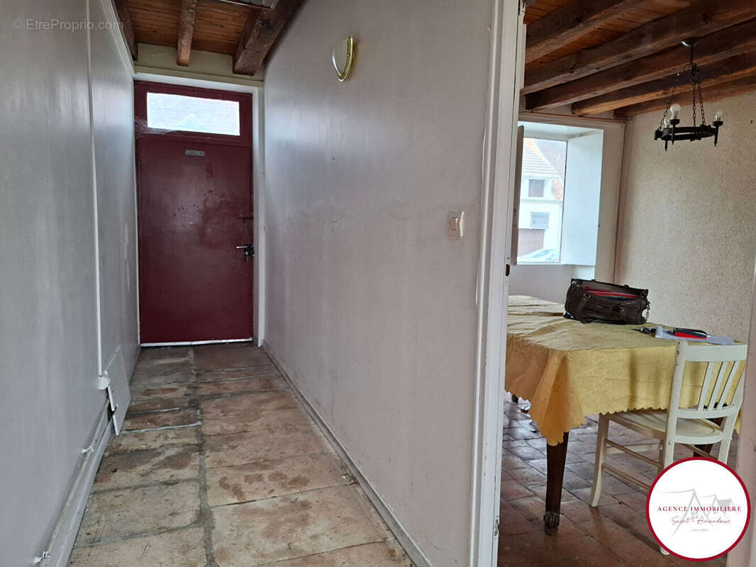 Maison à BRUERE-ALLICHAMPS