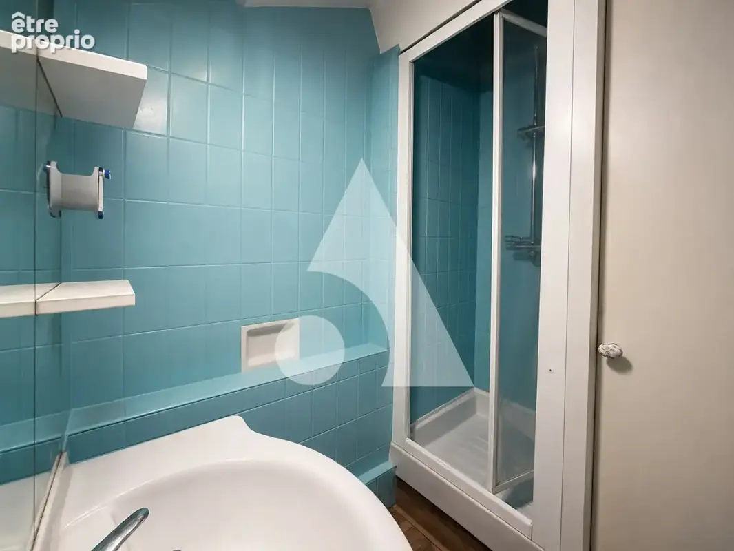 Maison 131 m² , Piscine chauffée, Terrain 2 657 m², DPE C - photo 10