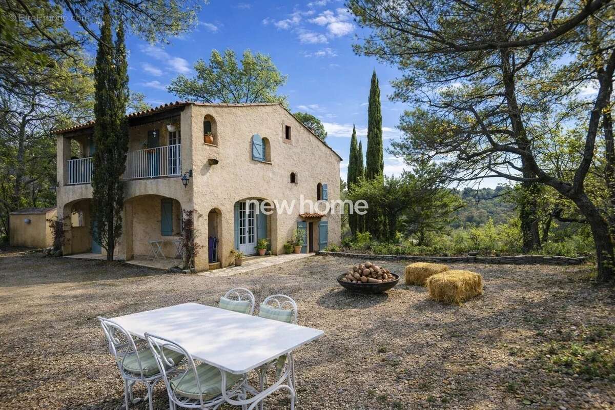 Maison à TOURTOUR