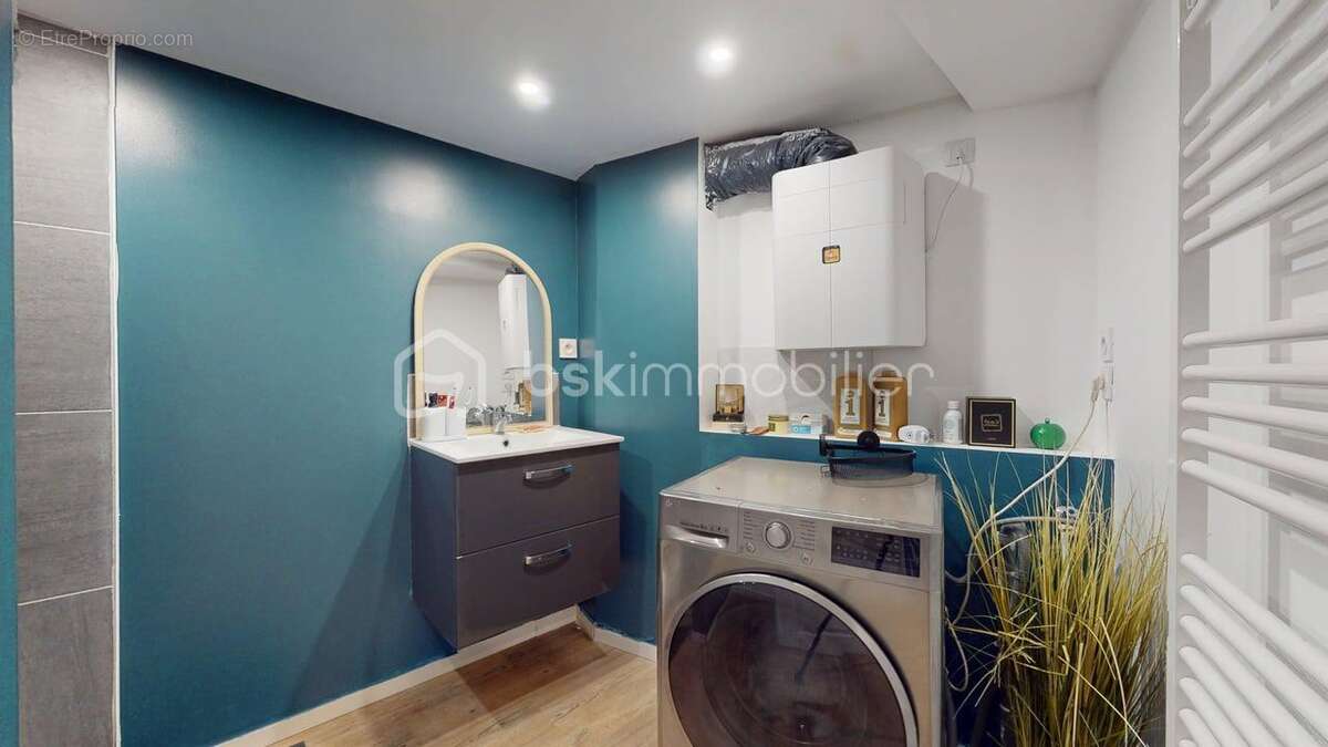 Appartement à CORME-ROYAL