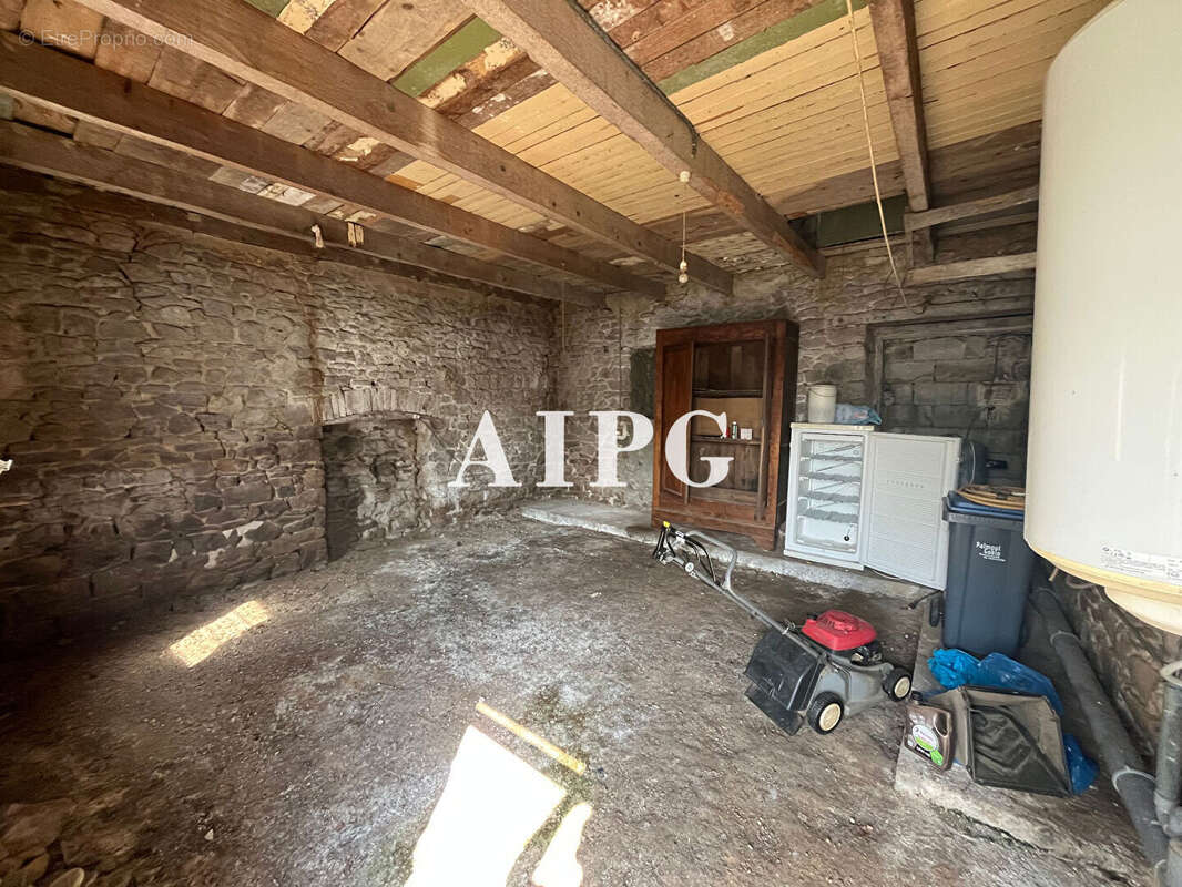 PLEHEDEL longère en pierre à rénover à vendre - photo 8