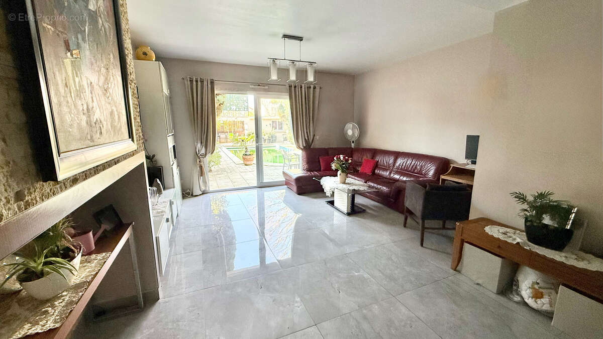 Maison à ENGHIEN-LES-BAINS