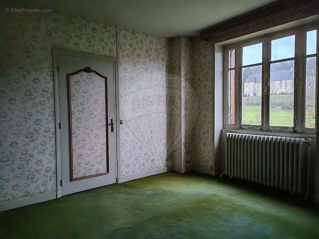 Maison à GIRY