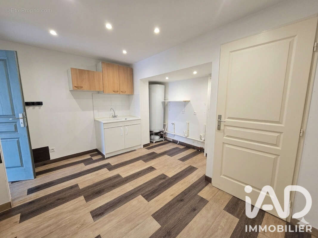 Maison 223 m² à Chevillon  - photo 9