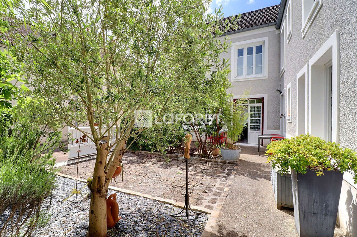 Maison Milly La Foret 8 pièce(s) 220 m2 - photo 3