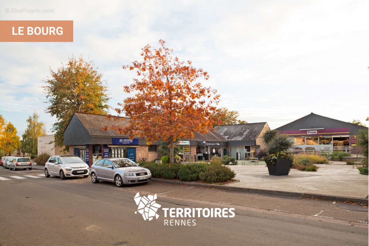 Terrain à LA CHAPELLE-THOUARAULT