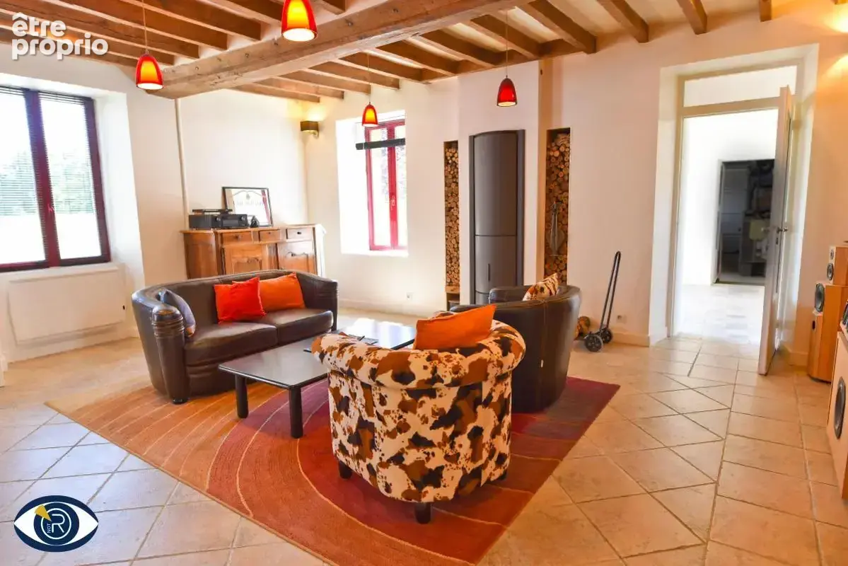 Maison 150 m² à Montigne-Le-Brillant  - photo 3