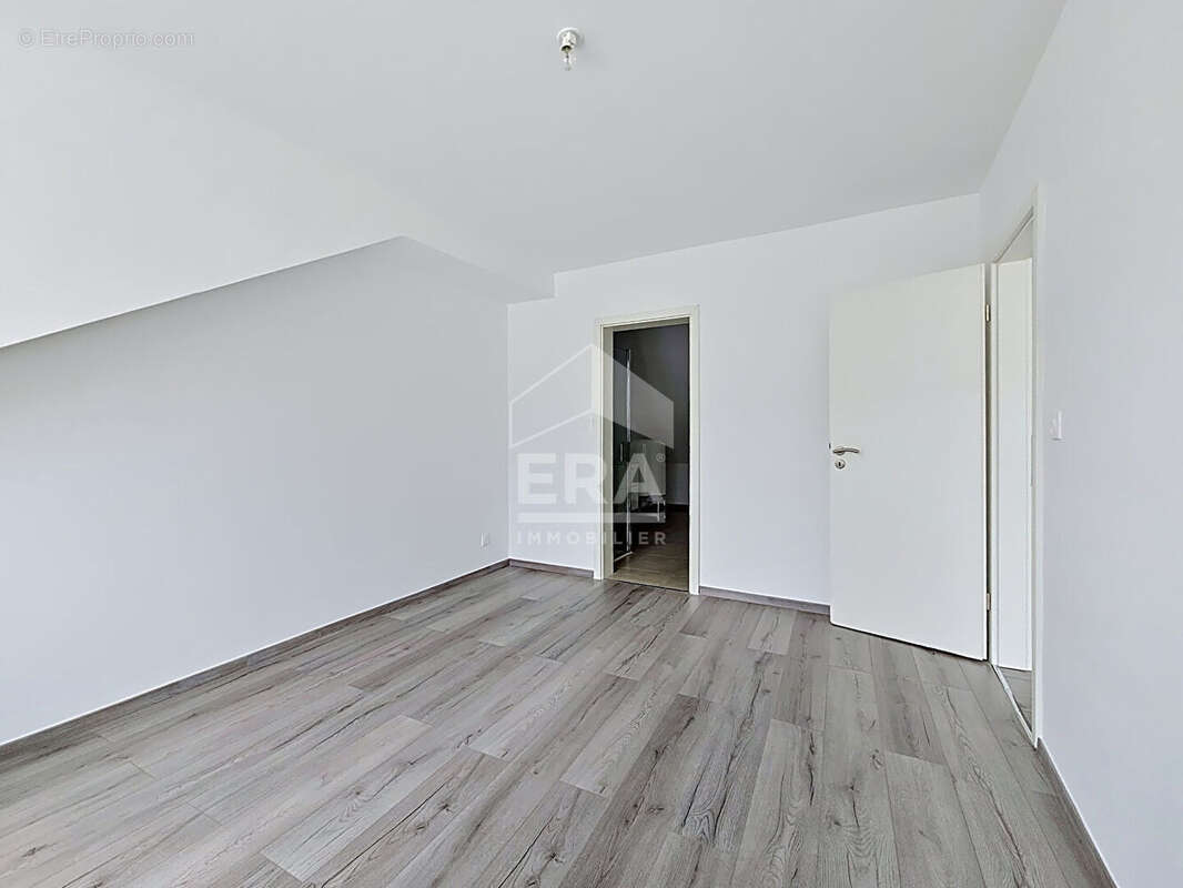 Appartement à LONGLAVILLE